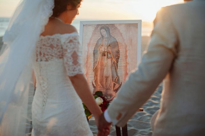oracion de los novios a la virgen pide bendiciones y amor
