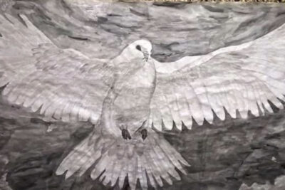 explora la paloma del espiritu santo para pintar y descubre su significado espiritual y artistico