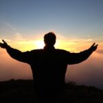 Descubriendo el Poder Protector de los Salmos: Guía para la Paz y la Seguridad